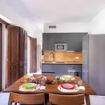 Alzhara Ii Balcon Triana Torre Pelli Daire *