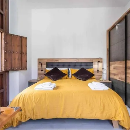Daire Alzhara Ii Balcon Triana Torre Pelli Sevilla