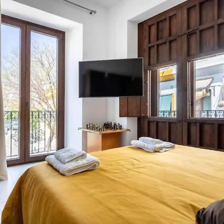 Alzhara Ii Balcon Triana Torre Pelli Daire *