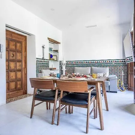 Alzhara Ii Balcon Triana Torre Pelli