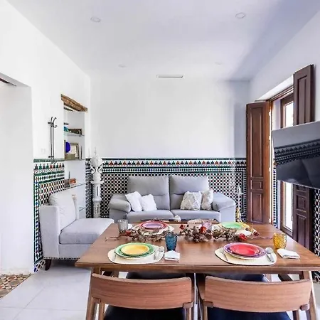 Alzhara Ii Balcon Triana Torre Pelli 아파트 세비야