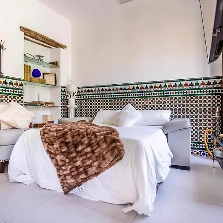 아파트 Alzhara Ii Balcon Triana Torre Pelli 세비야