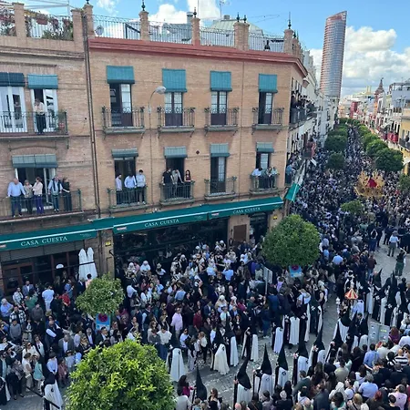 Daire Alzhara Ii Balcon Triana Torre Pelli *